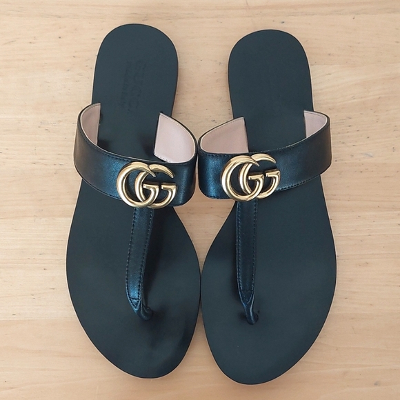 Gucci Shoes - Gucci GG Marmont Black Leather Thong Sandals